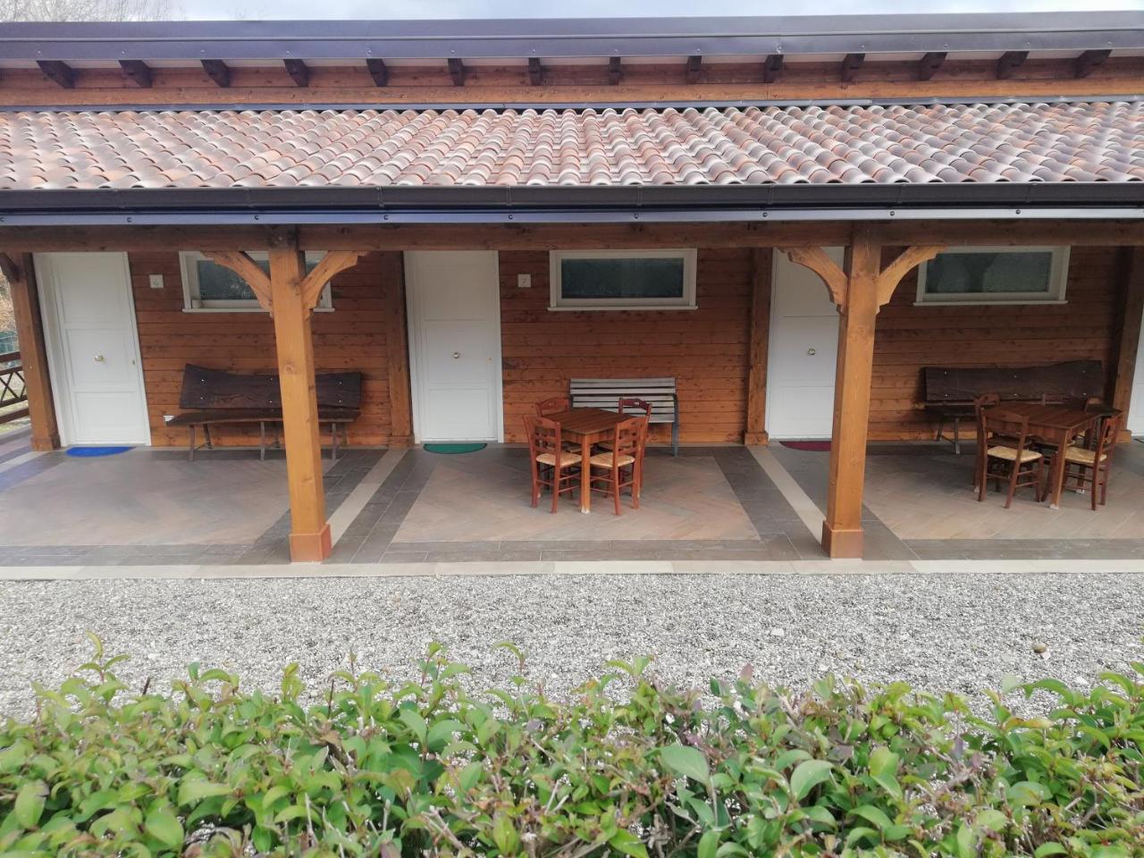 Bioagriturismo Tenuta Montenuovo Hotel Calvera Exterior foto